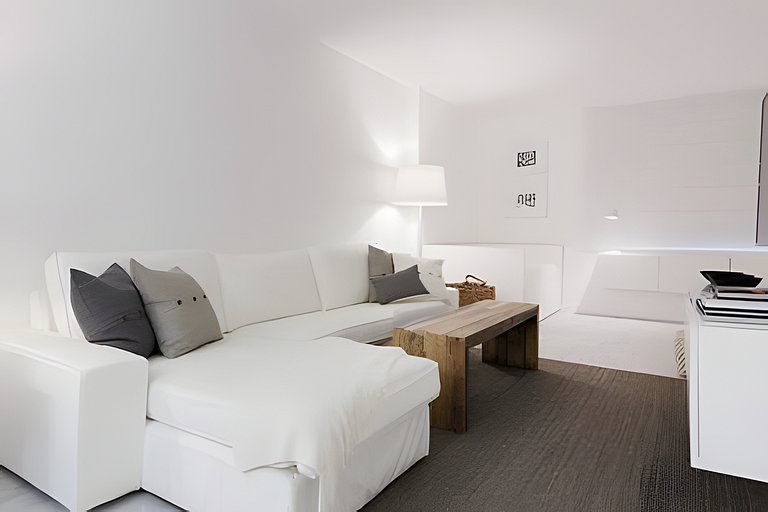 Beautiful and Kid-Friendly | 1BR Escape