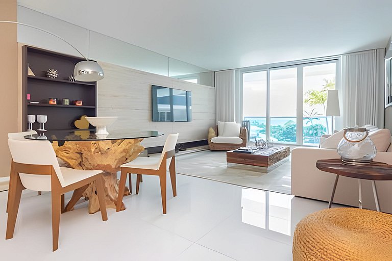 The Perfect Stay | 1BR | Oceanfront Balcony