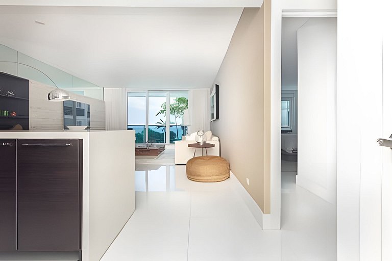 The Perfect Stay | 1BR | Oceanfront Balcony