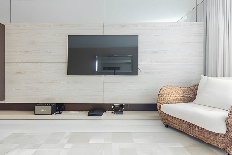 The Perfect Stay | 1BR | Oceanfront Balcony