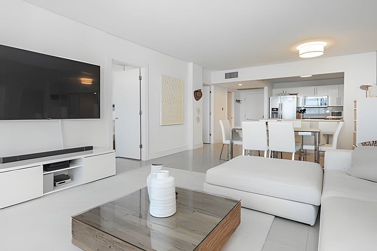 Beachfront Escape | 2BR | Balcony & Ocean View