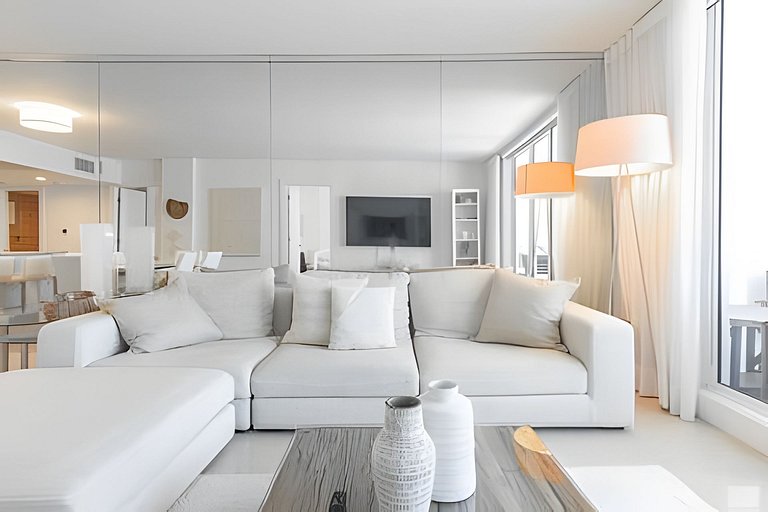 Beachfront Escape | 2BR | Balcony & Ocean View
