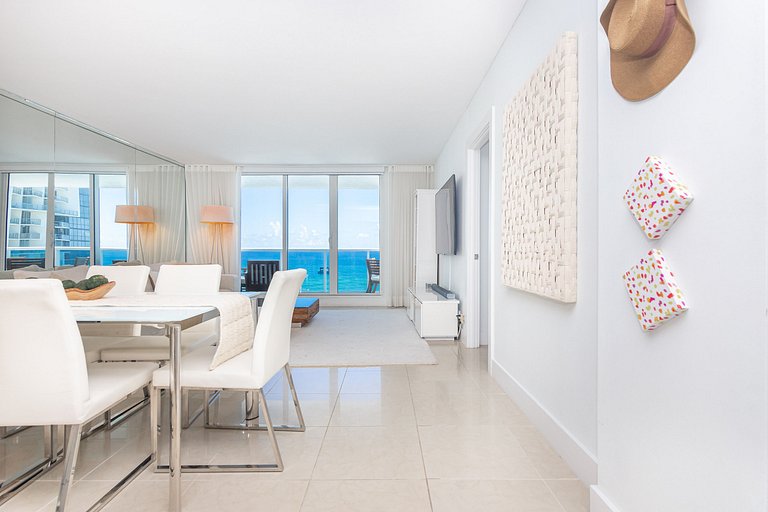 Beachfront Escape | 2BR | Balcony & Ocean View