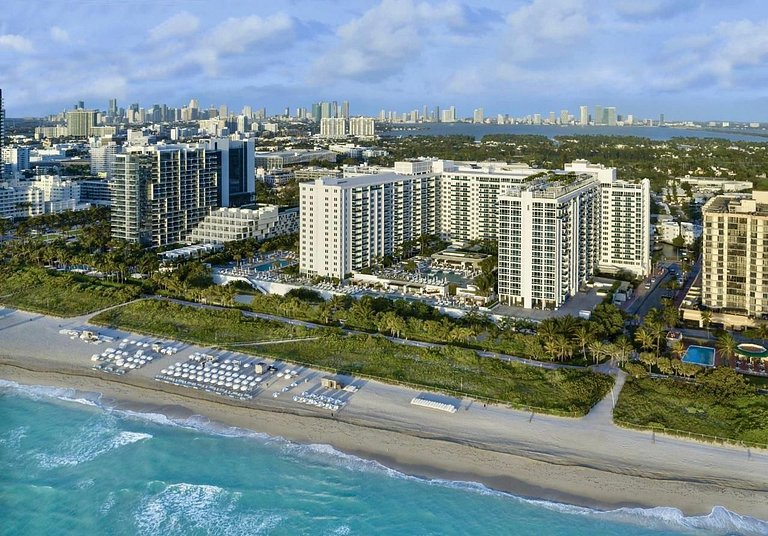 Luxury Studio Oasis in Prime South Beach Area