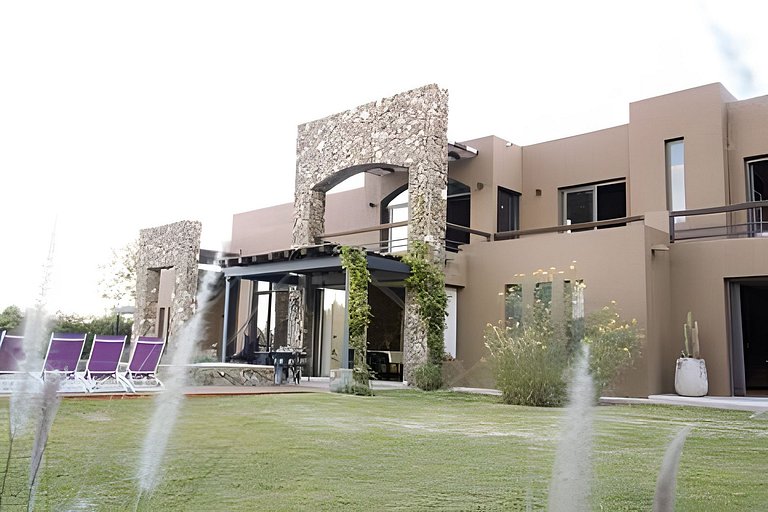 Casa boutique en Luján – Casa Prana by BMG