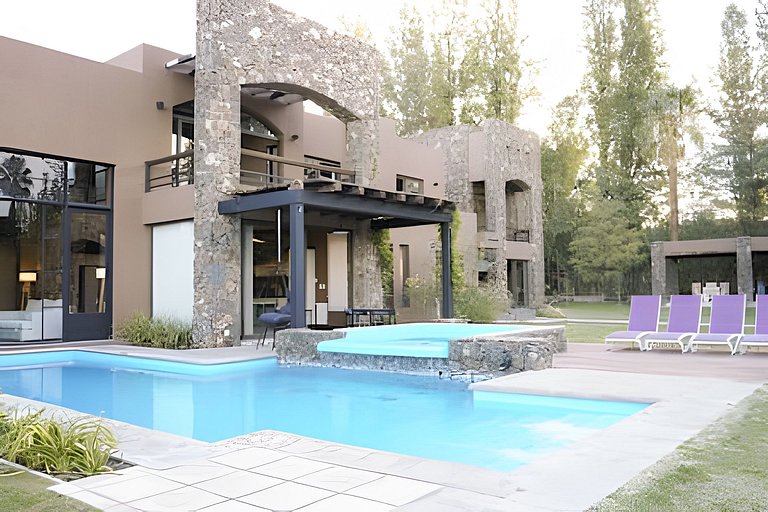 Casa boutique en Luján – Casa Prana by BMG