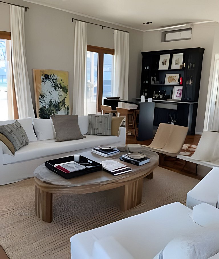 Encanto Silvestre, Casa de Campo